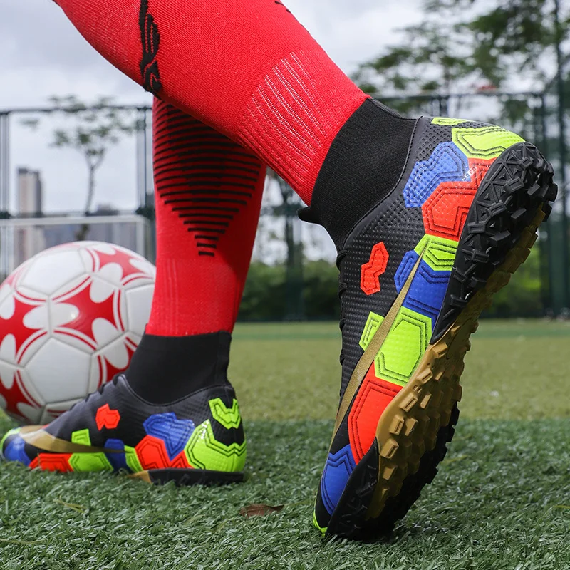 

Men's Soccer Shoes High Ankle Cleats Teenager Size 35-45 Breathable Sneakers Kids Grass Training FG / TF Antiskid Football Boots