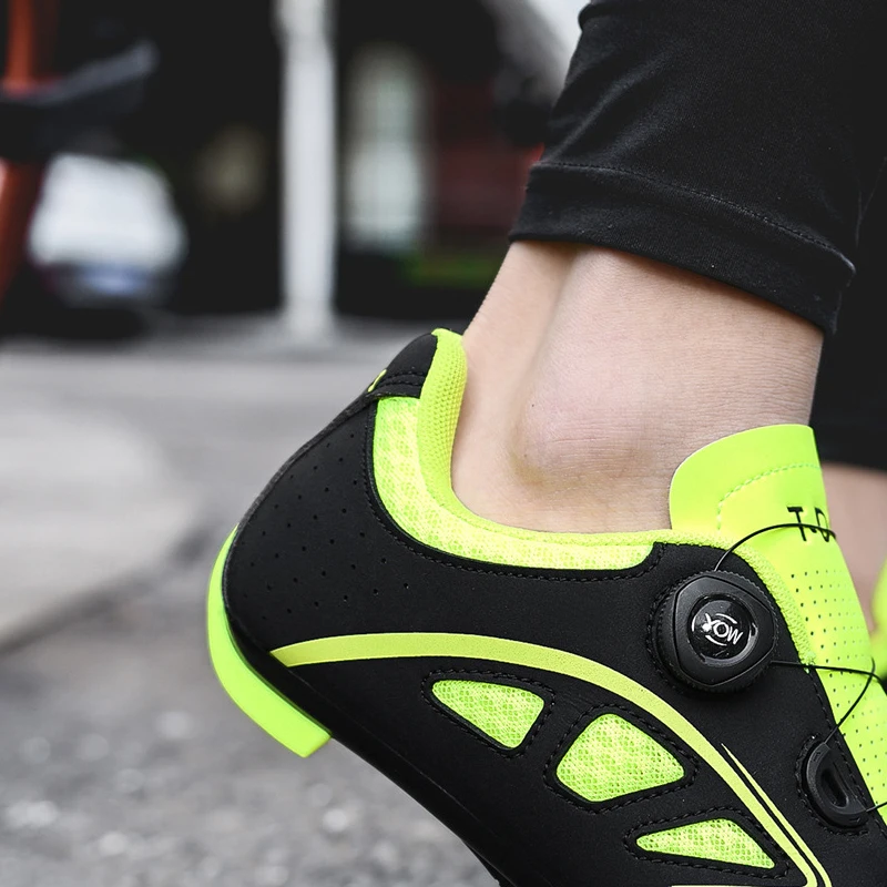 

New highway cycling shoes breathable anti-skid professional locking shoes outdoor sports equipment cycling shoes