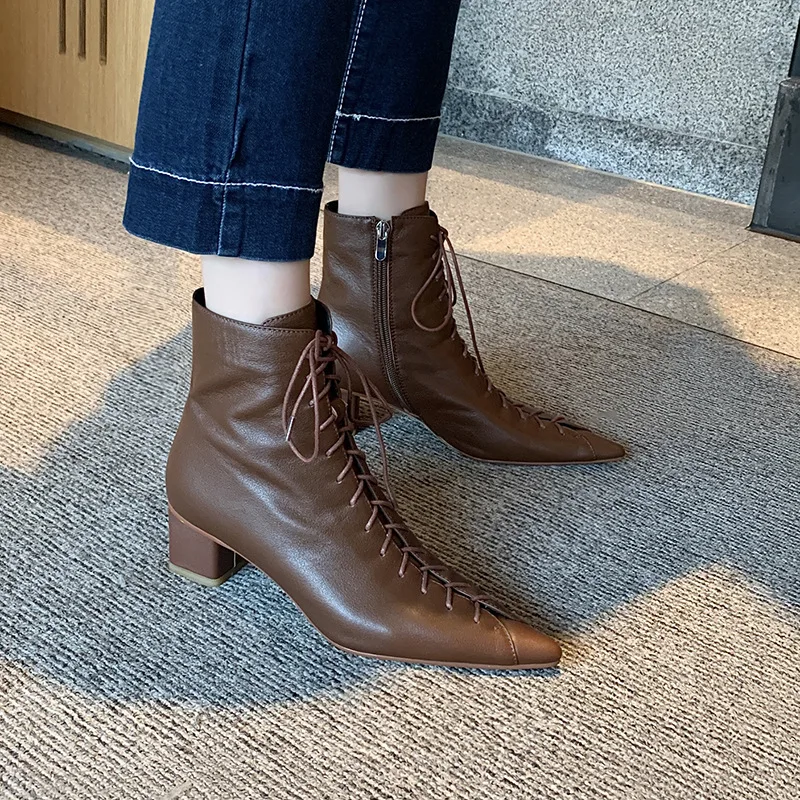 Jual Bahasa Perancis Retro Renda-Up Menunjuk Toe Tebal Tumit Sepatu Bot Pendek Gaya Korea Temperamen Putih Musim Semi Dan Musim Gugur Perempuan Mid-Sepatu