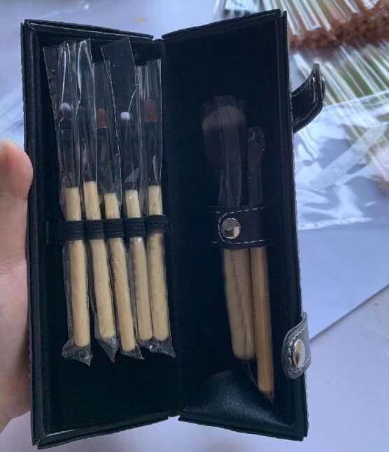 

Makeup Brush 9pcs Set Kit High quality wool With wooden handle Barrel brush and Mirror Professional beauty tools bucket