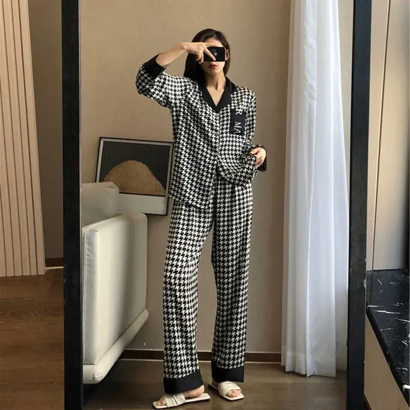 

Thousand bird pajamas autumn girl spring autumn large student loose long sleeve home suit can be worn out