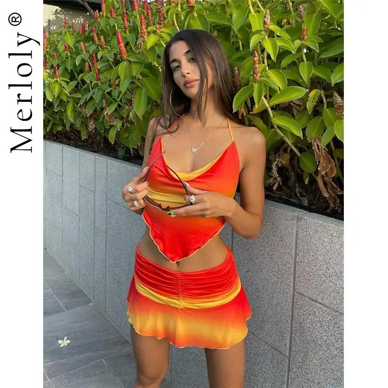 

Two Piece Set Women's Halter Crop Cami Tops Gradient Printed Backless Camisole Ruched Mini Skirt 2021 Summer