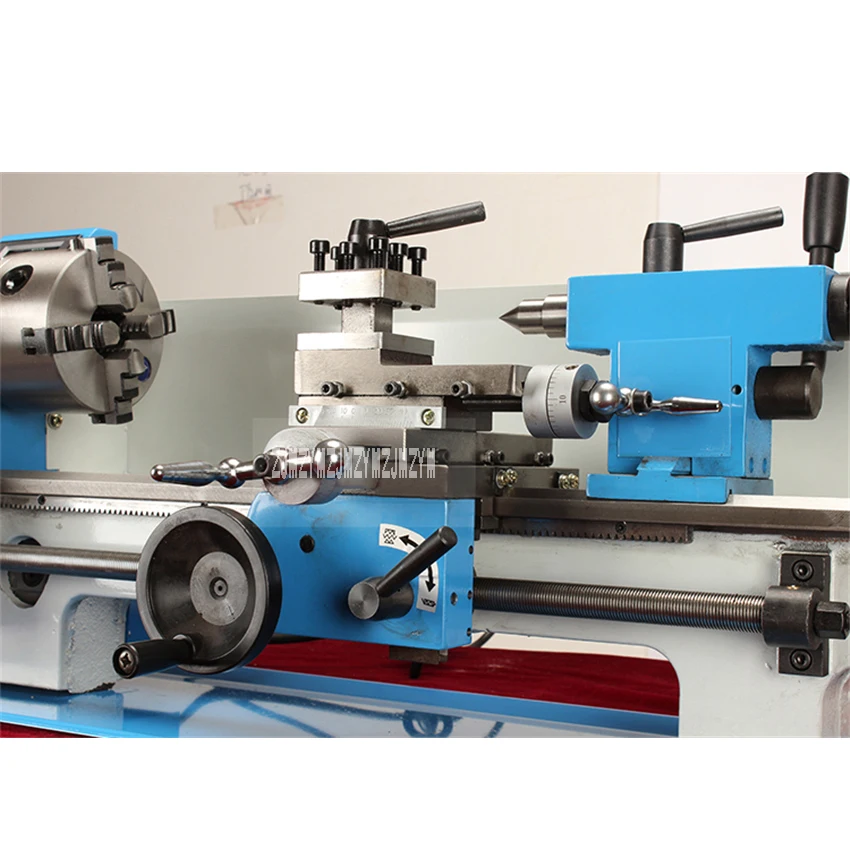 CQ0618A Горизонтальный токарный станок по металлу Мини-токарный Высококачественный