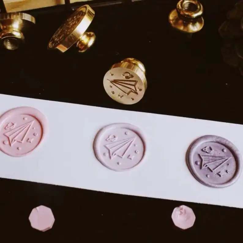 Самолетик оригами восковая печать | Круглая металлическая бумага Восковая