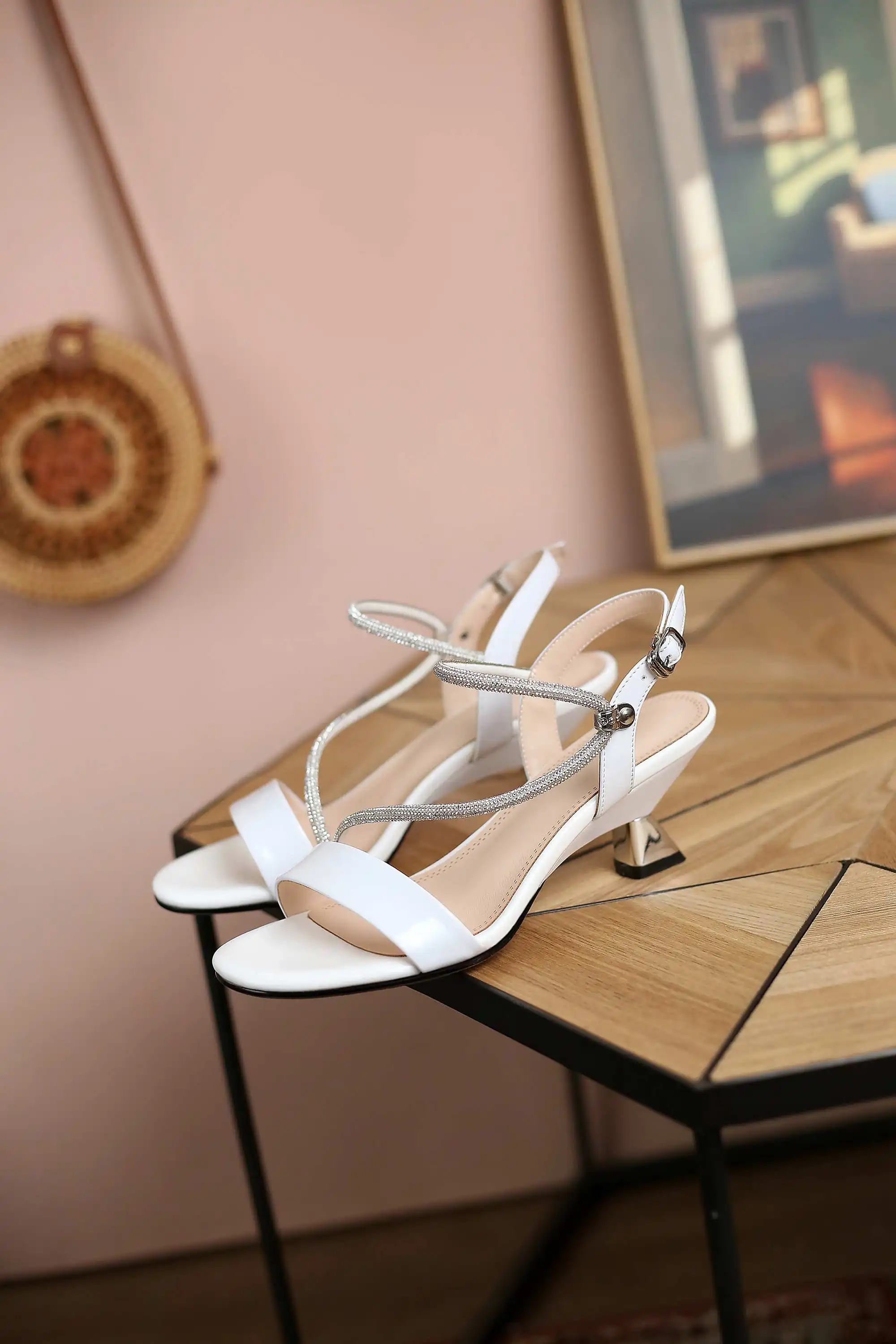 

Krazing Pot cow leather open toe bling strange style heel young lady solid streetwear handmade buckle straps women sandals L49