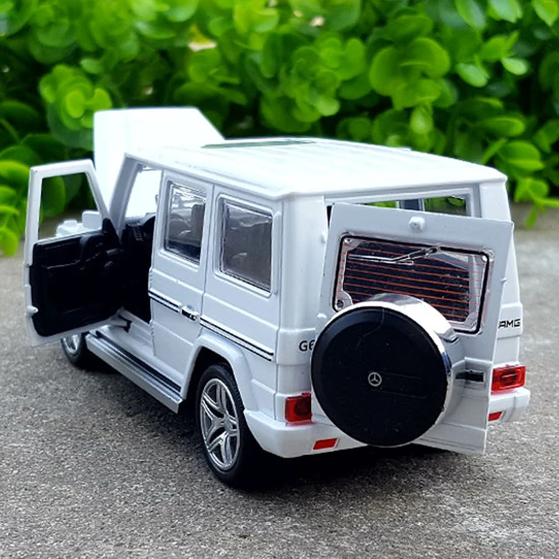 1:32 внедорожник Mercedes Benz G65 модель автомобиля из сплава со светильник подсветкой