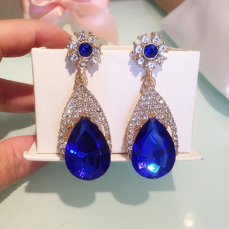

FUN-BEAUTY Fashion Long Earrings Women Luxury Super Flash Temperament Geometric Diamond Earrings Water Drop Zircon Earrings