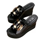 Женские шлепанцы; Лето 2021 г., женская обувь на танкетке, модные сандалии на высоком каблуке, новые, с открытым носком