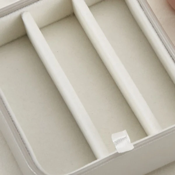 

Jewelry Display Box Storage Box Multi-Layer Portable Jewelry Storage Box PU Travel Jewelry Box