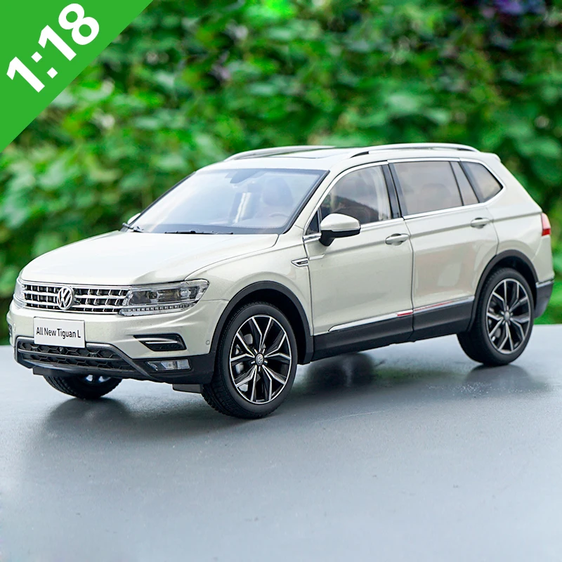 High Meticulous 1:18 VW TIGUAN L 2017 Alloy Model Car Static Metal Vehicles Original Box For Collection | Игрушки и хобби