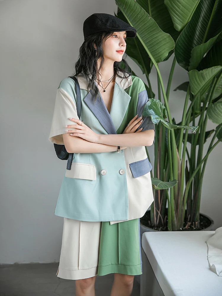 

2021 suit suit female summer loose fashion hit color short-sleeved small suit jacket shorts casual two-piece suit
