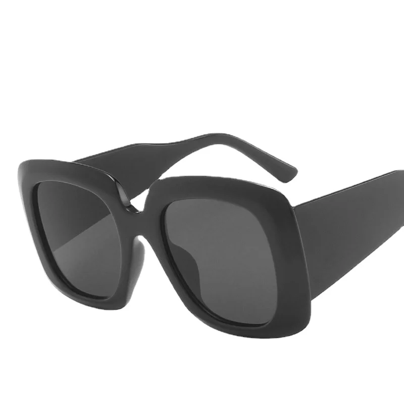 

New Fashion Lady Luxury Brand Square Sunglasses Women Vintage Oversized Sun Glasses Female Big Frame Uv400 Shades Black