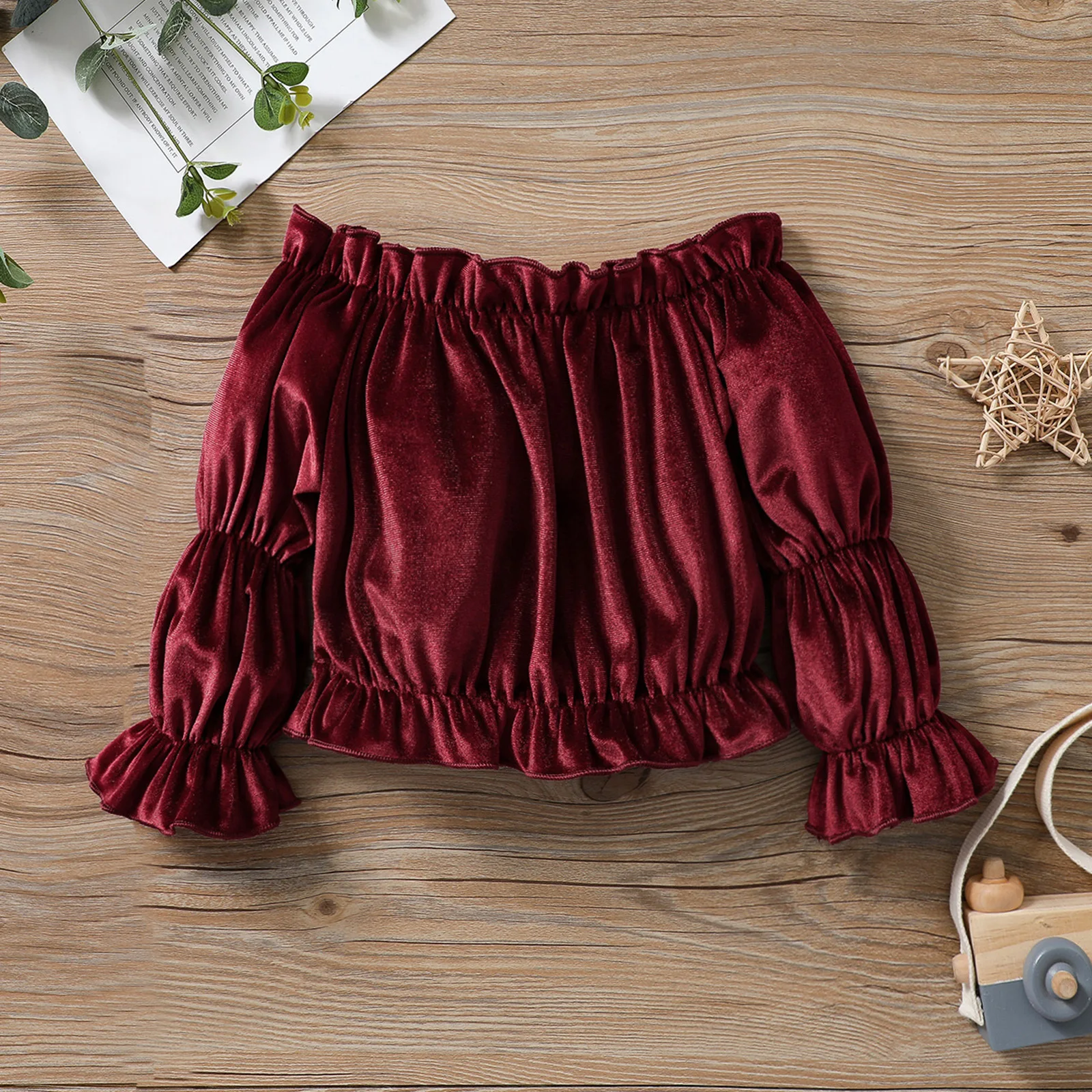 

2022 European Style Girls Shirt Puff Sleeve Off Shoulder Pleuche Solid Shirts Kids Spring Autumn Sexy Pullover 2-6 Years
