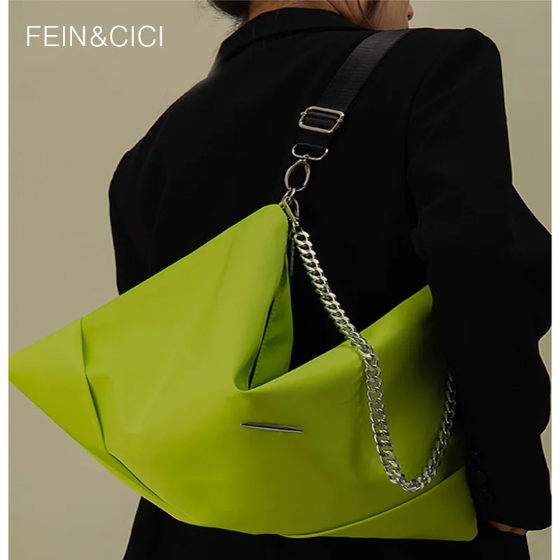 

Дизайнерская нейлоновая спортивная сумка через плечо для женщин, вместительный мессенджер на цепочке, холщовая дорожная Сумочка зеленого, ...