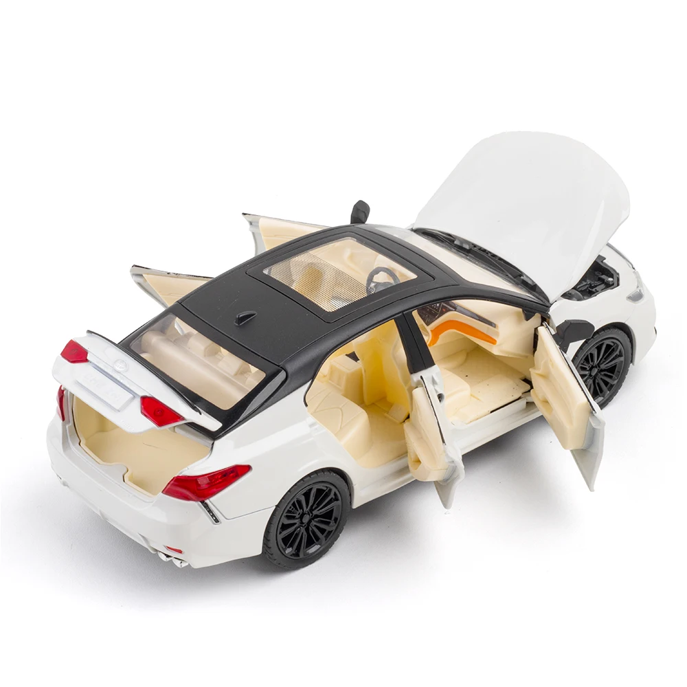 Фотокамера Toyota Camry модель 1:24 автомобиль со звуком и подсветкой открывающаяся
