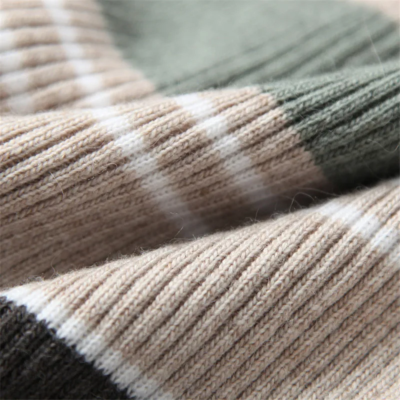 Женский комплект из 2 предметов трикотажный свитер в полоску и брюки с широкими