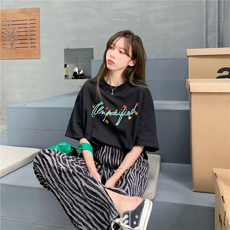 

Женская белая футболка с коротким рукавом и вышивкой букв в стиле hyuna, 3513