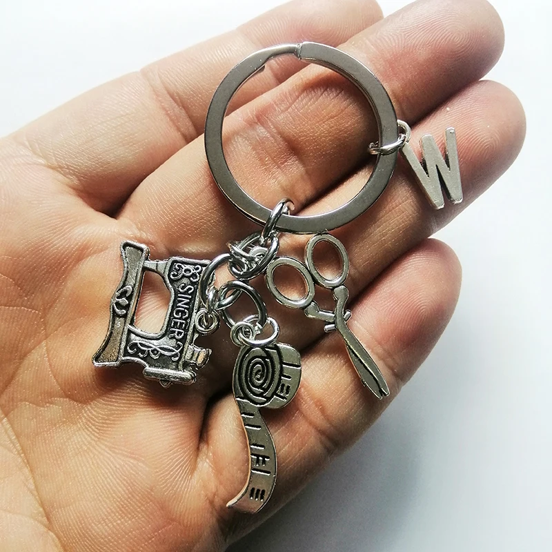 Швейная машинка в стиле ретро швейные ножницы рулетка дизайнерский брелок для