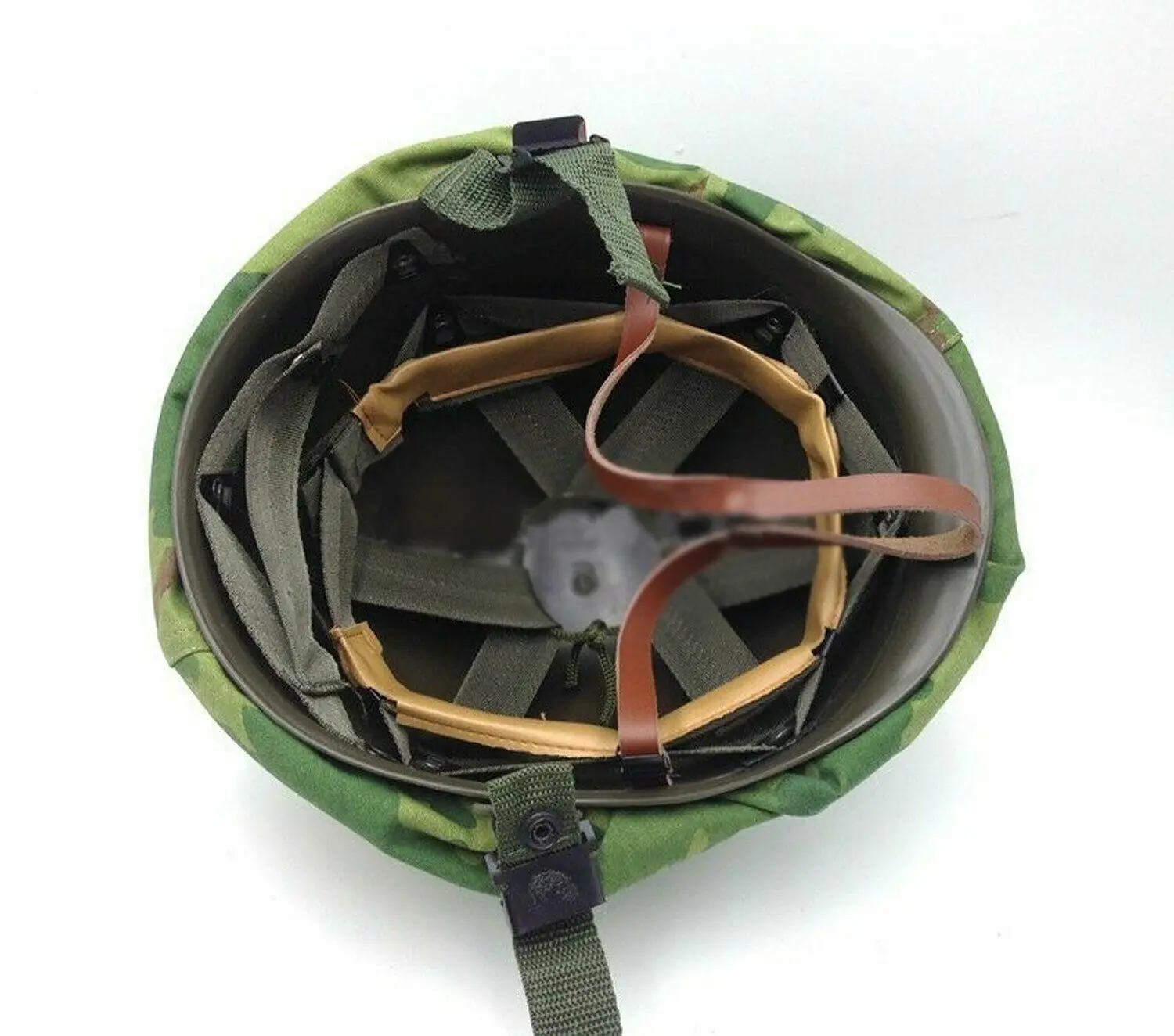 Армейский шлем WW2 американского образца M1 ремень с подкладкой и ремешком