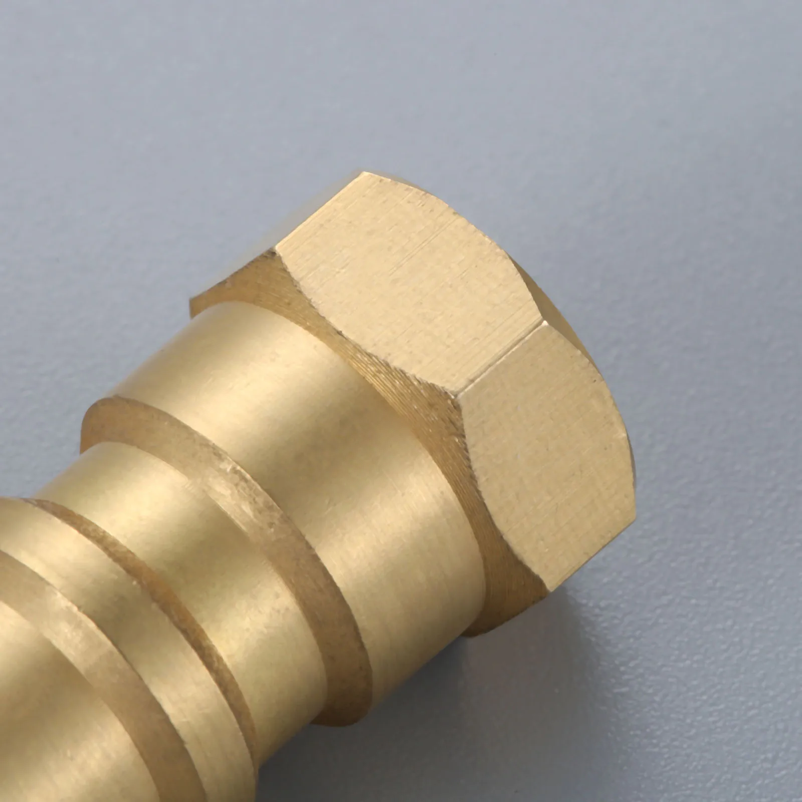 Переходник R12 на R134A латунный клапан с резьбой 1/4 &quotSAE Female 8v1 Female|Установки для