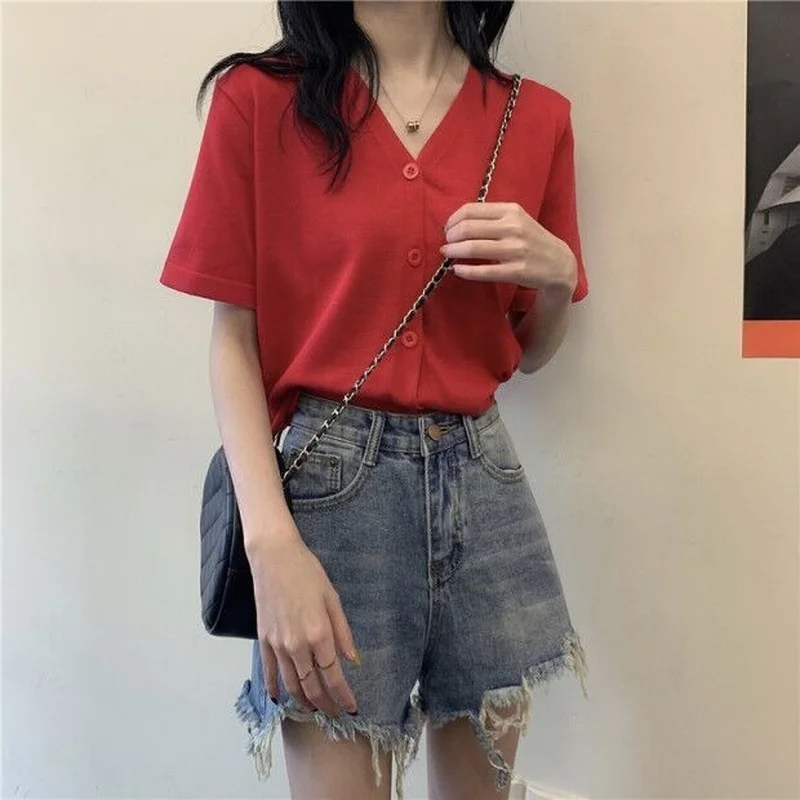 

Summer Vogue T shirt Ladies Retro V neck Short Sleeve Top New Pop Slim Top Ladies Short Sleeve Cardigan Ladiees T shirt