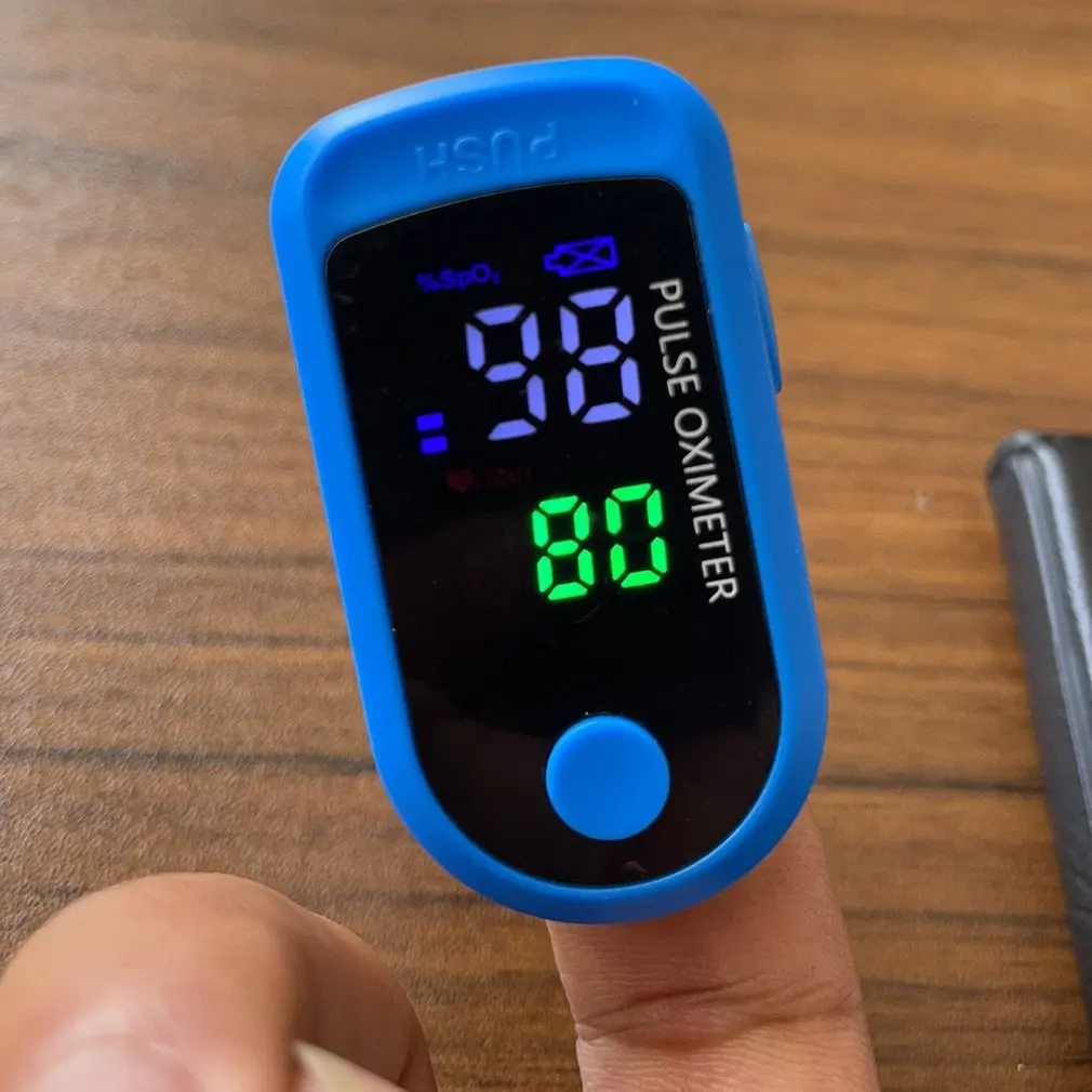 

Digital finger oximeter OLED Pulse oximeter display oximeter a finger Health Diagnostic Tool Equipment