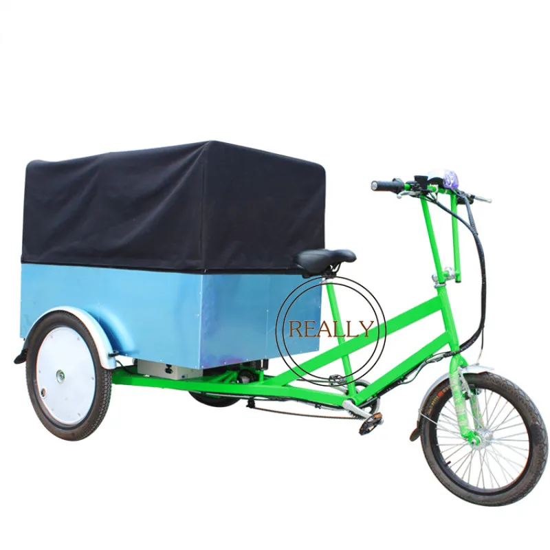 Многофункциональный трехколесный грузовой велосипед на открытом воздухе для