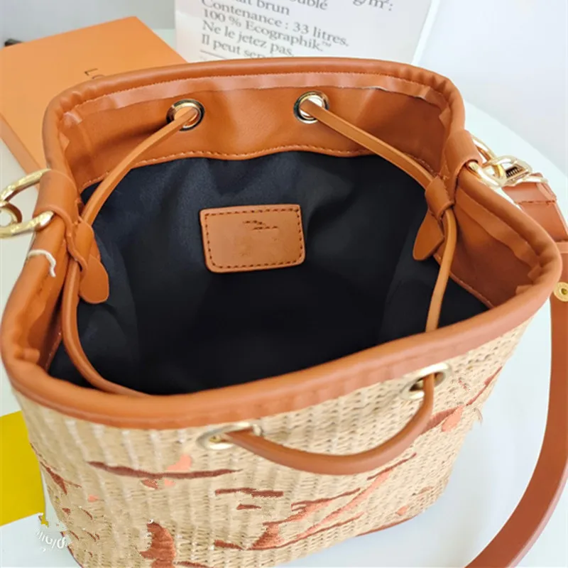 

Tassel Straw Women Shoulder Bags Wicker Woven Ladies Handbags Handmade Summer Beach Rattan Bag Female Large Capacity Tote Bags