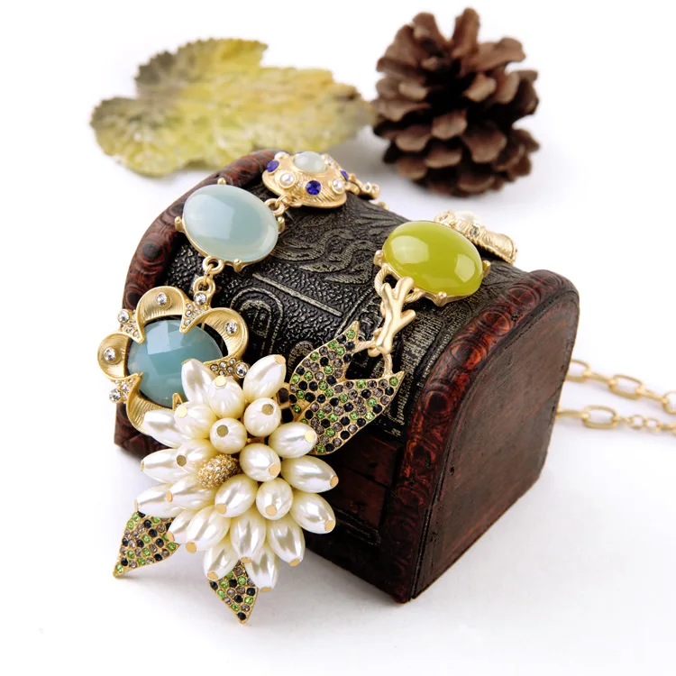 Ожерелье с имитацией цветов гиперболы balanстенда из акрила кристаллами |