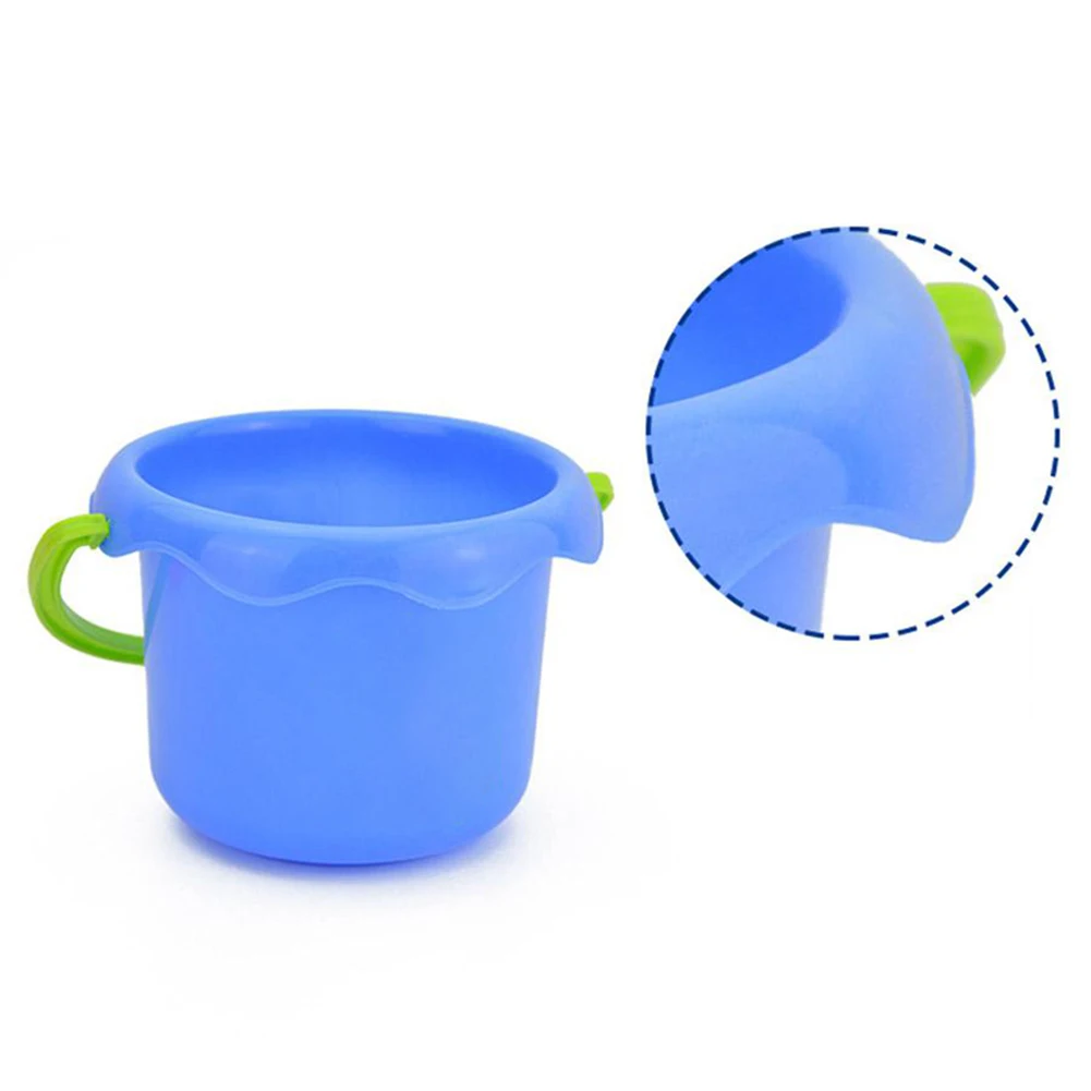 

9pcs/Set Non-toxic Shovel Seaside Kettle Glasses Baby Kids Water Funnel Sand Play Beach Bucket Plastic Toy Set Random Color