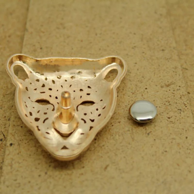 Сплав леопарда панк одежды заклепки Шпильки для Кепка shose сумка шляпа джинсы