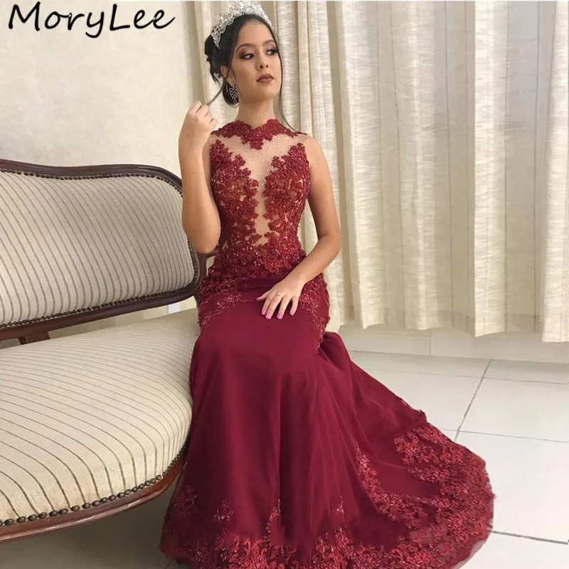 

Вечерние платья-русалки без рукавов с кружевной аппликацией