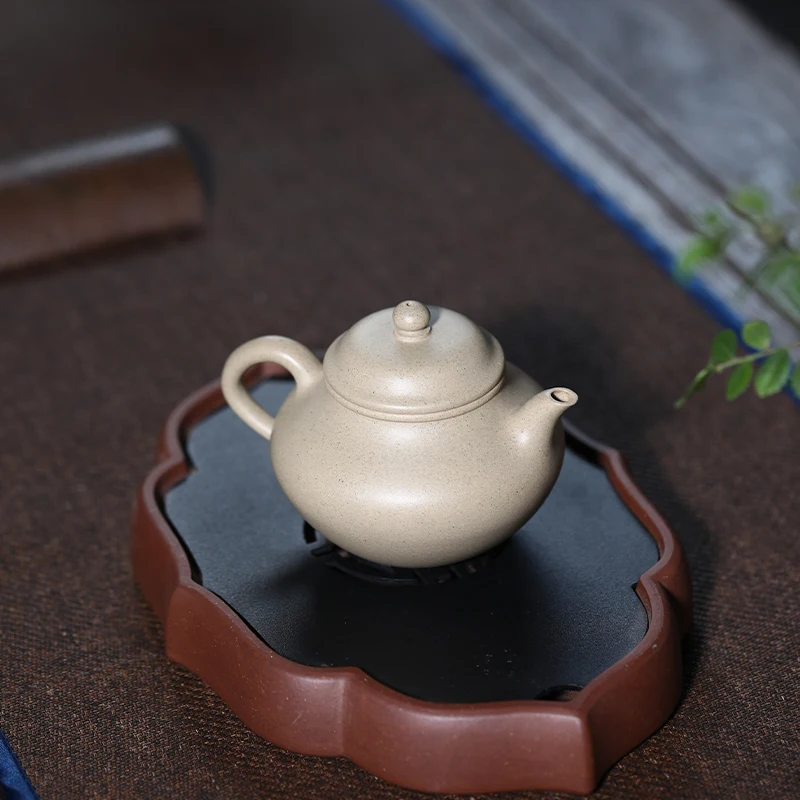 

yixing recommended pure manual undressed ore brawl in the old section of the sketch capacity colchicine teapot tea set