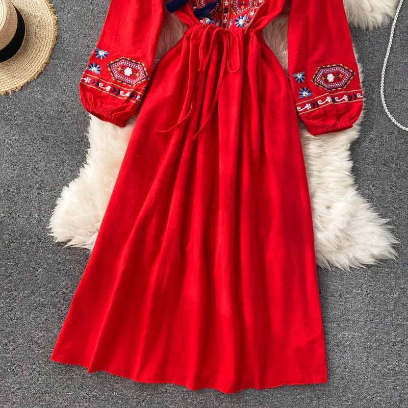 

Indie Folk Embroidery Long Dress For Women Elegant O-Neck Puff Sleeve High Waist Boho Midi Dresses Autumn Vestidos New 2021