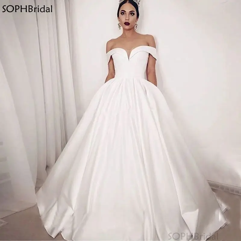 

New Arrival Simple Princess Wedding Dresses Off the Shoulder Lace Up Back Summer White Satin Bridal Dresses Robe de Mariee