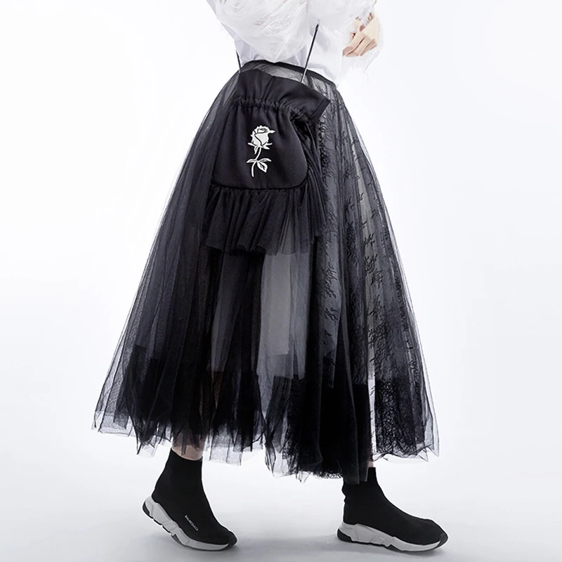 

High Street Black High Waist Lace Stitching Five Layer Black White Mesh Skirt Puffy Flower Hollow Fairy Skirt Dance Ball Gown