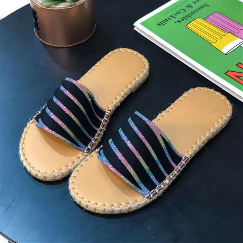 Цветные женские шлепанцы 2021 летние новые с открытым носком повседневные на