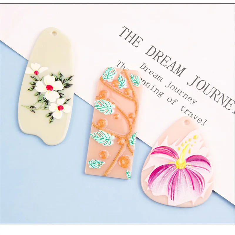 

New style 30pcs/lot Relief effect flowers pattern print geometry water drop/irregular shape acrylic beads diy jewelry accessory