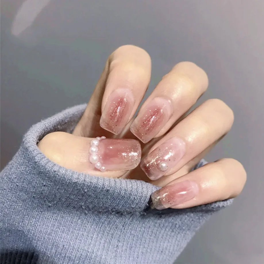 

Smudged Pearls Fake Nail Pieces Wearable Nail Pieces Finished Products Removable and Reusable Fake Nail Wearable Patches