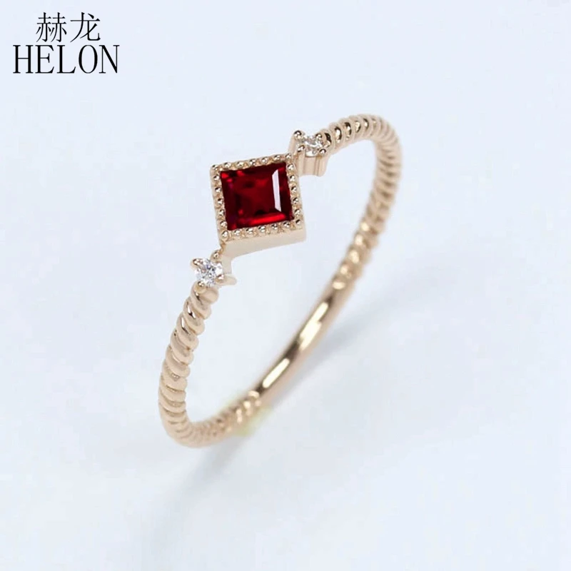 Женское кольцо с натуральным рубином и бриллиантами под розовое золото 14 к