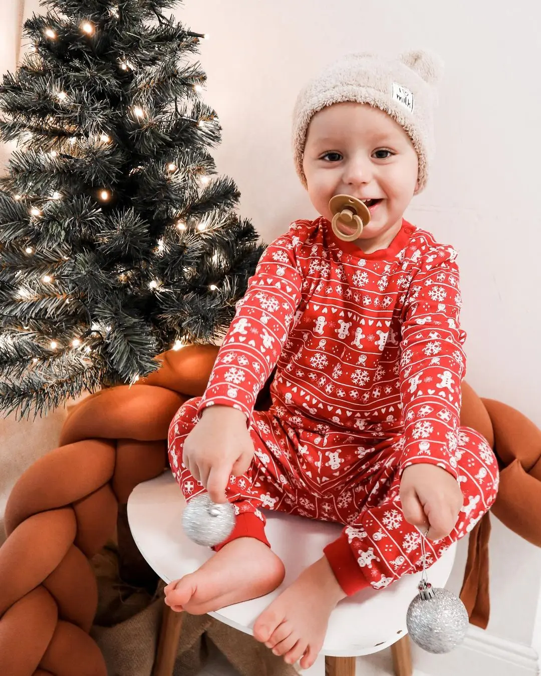 

Toddler Baby's Sets 2Pcs Christmas Outfits, Long Sleeve Round Neck Pullover + Pants Set Christmas Red Home Service Kids Suit