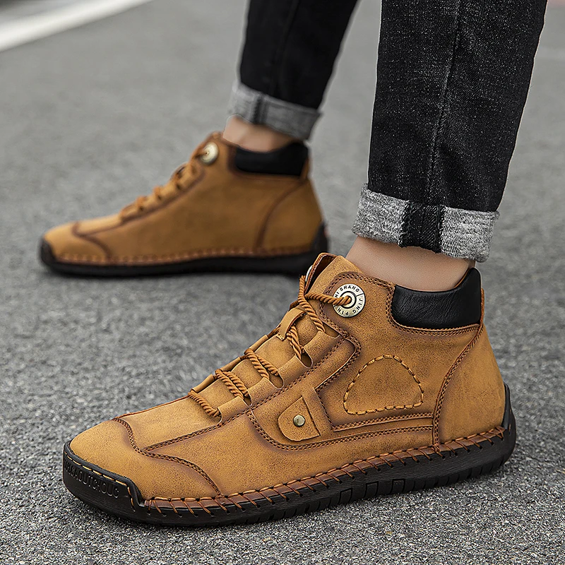 

SusuGrace Men's Leather Warm Work Boots Autumn Casual Flats High-top Shoes Winter Breathable Non-slip Lace-up Male Short Botas