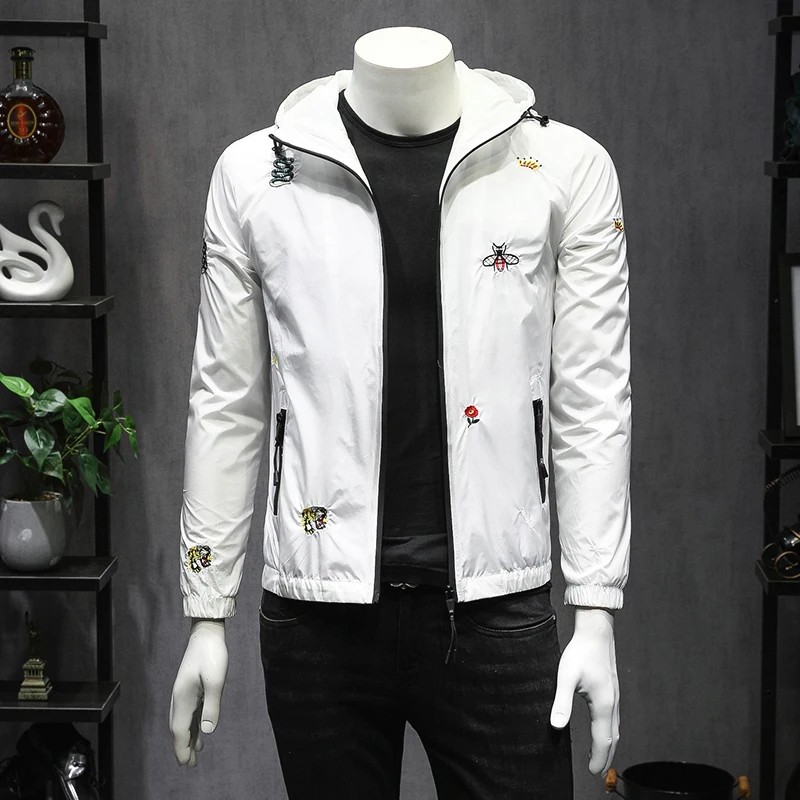 

Mens 2019 Spring Hooded jacket Brand Designer Embroidery Outerwear Casual Black White Coats Plus Size M-4XL 5XL #2106