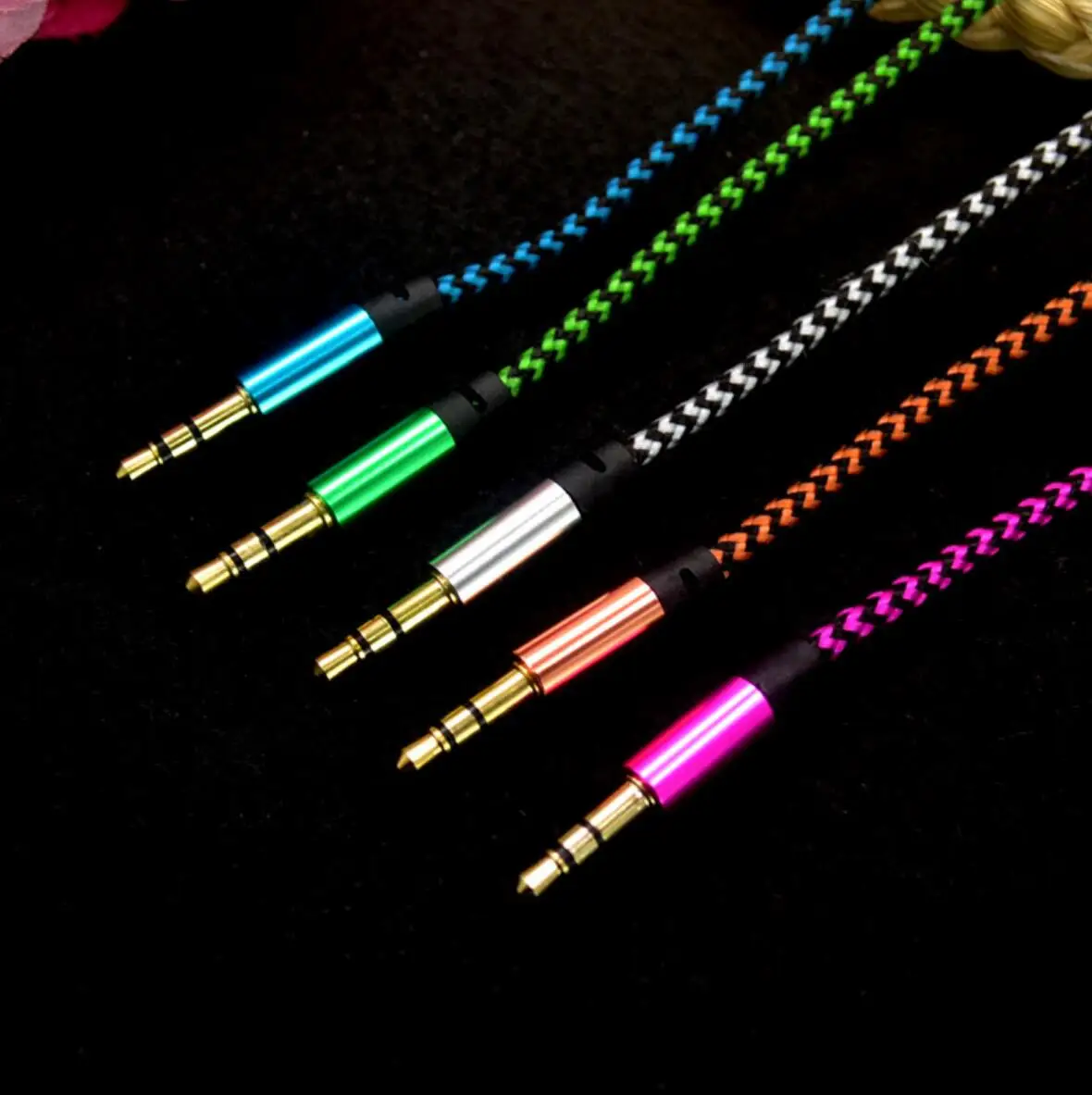 Car interior accessories 3.5mm Jack Speaker Cable for mazda 3 seat ibiza honda civic 2006-2011 leon toyota corolla 2008 |