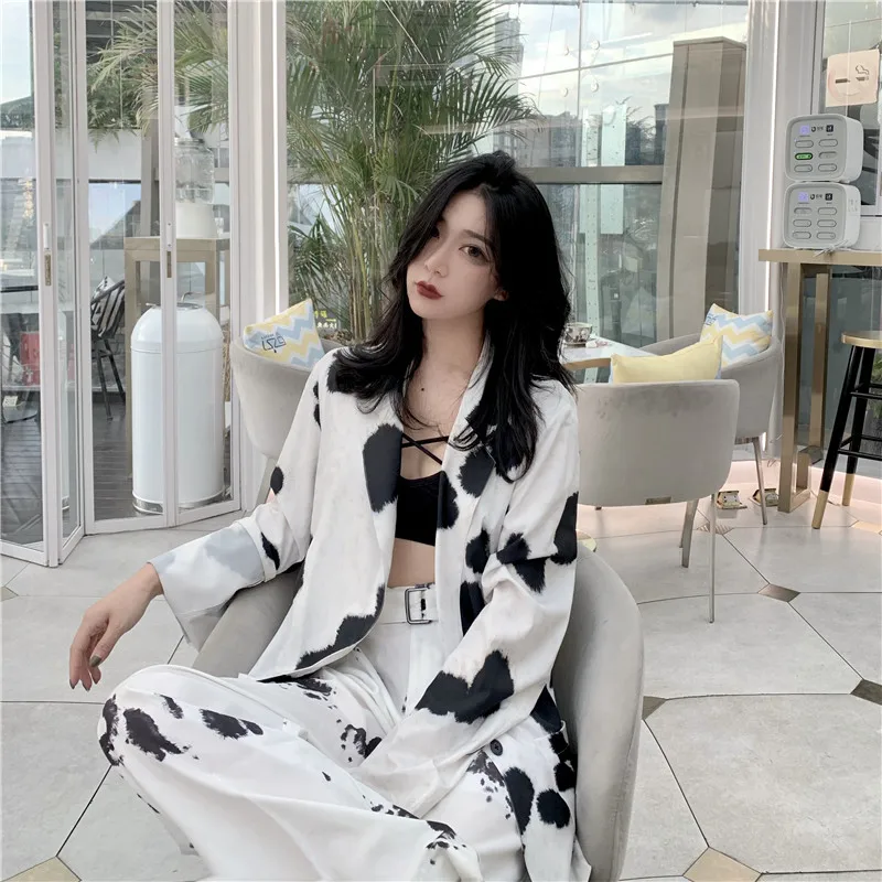 Стильный Корова кожа принтом и штанов с рисунком костюм Для женщин High End