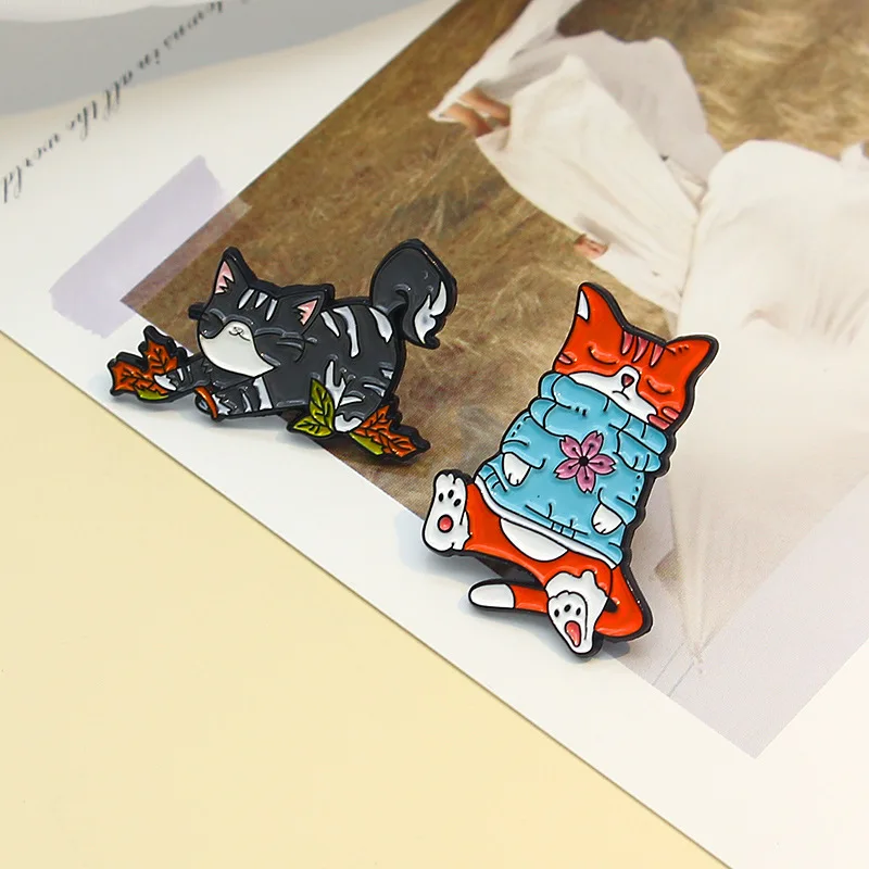 Kawaii ленивый тигр металлическая шпилька растягивающиеся листья закрытые глаза