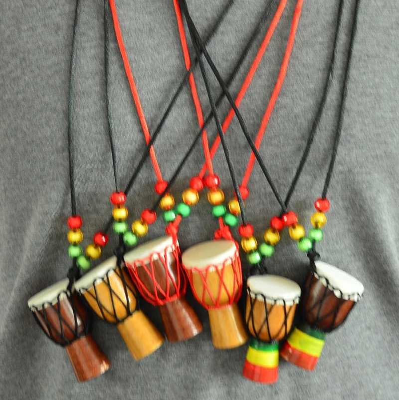 Фото Этническое ожерелье с кулоном Африканский барабан древесина классический