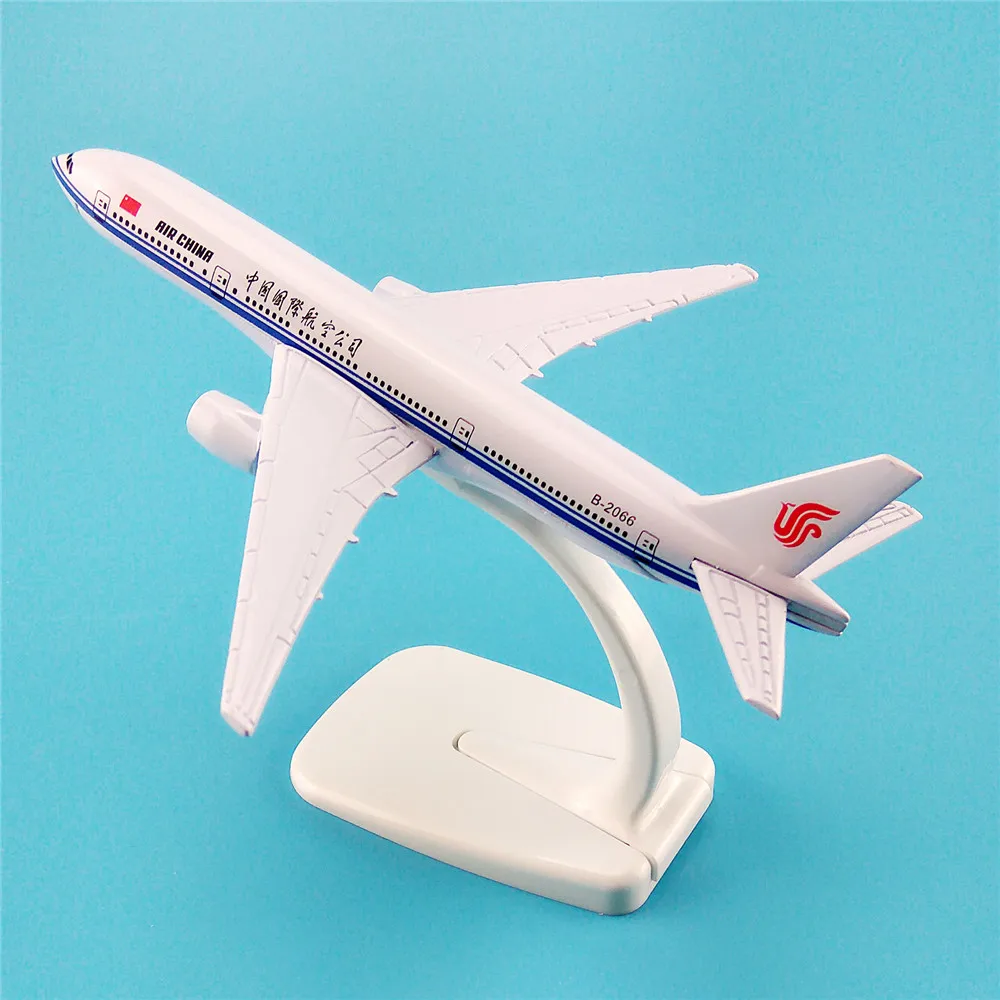 Модель самолета 16 см из металлического сплава авиакомпании China Airlines модель