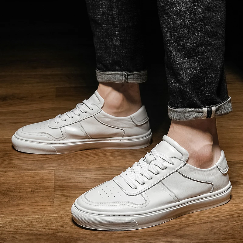 Мужская повседневная обувь из натуральной кожи черные и белые дышащие уличные