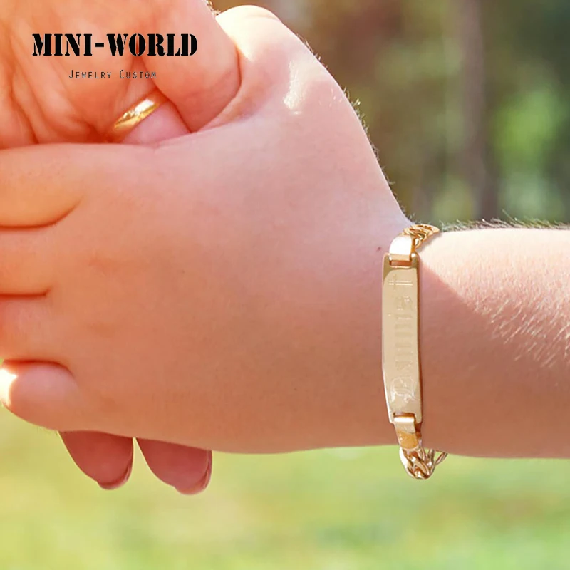 

Цепочка Фигаро, из нержавеющей стали, с именем ребенка